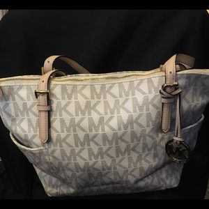 Michael Kors tote